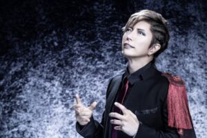 インタビュー：徹底的に音にこだわった ロックとオーケストラの完全なる“融合” GACKT - CD Journal