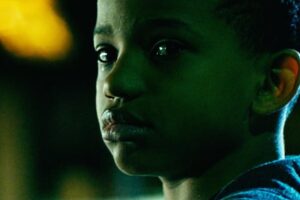 「肌の色とは？」SKIN 短編 R41さんの映画レビュー（感想・評価） - 映画.com