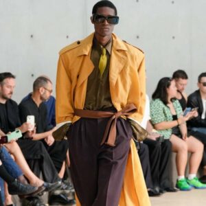 サンローラン、パリメンズファッションウィーク開幕 - FashionNetwork 日本