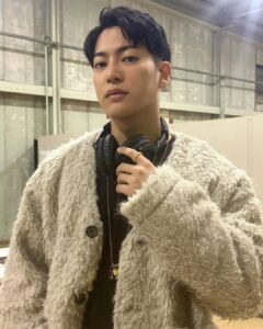 「BE:FIRSTはいつでも7人」三山凌輝の独立＆休止でファン大揺れのなか注目を集めるSKY-HIの“茶番動画” - ピンズバNEWS