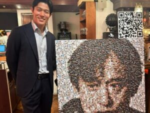 鈴木亮平、亡き師の十三回忌を追悼。「亮平さんの頑張りを評価されてるのでは」「笑顔が素敵です」の声も(All About NEWS) - goo ニュース