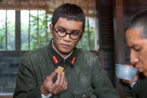 ＜明日のあんぱん＞北村匠海“嵩”は乾パンを食べながら朝田パンを思い出す - ｄメニューニュース