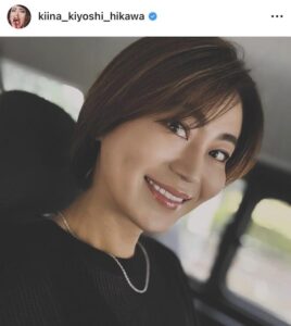 国民的スター・氷川きよし、美脚あらわショーパン姿で帰郷　自然体な表情も隠しきれない圧巻オーラ: J-CAST ニュース