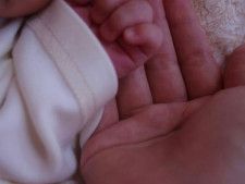 宇野実彩子、第1子出産！ 赤ちゃんとのツーショット公開「愛おしくてたまらなくて」「自分の命よりも大切」