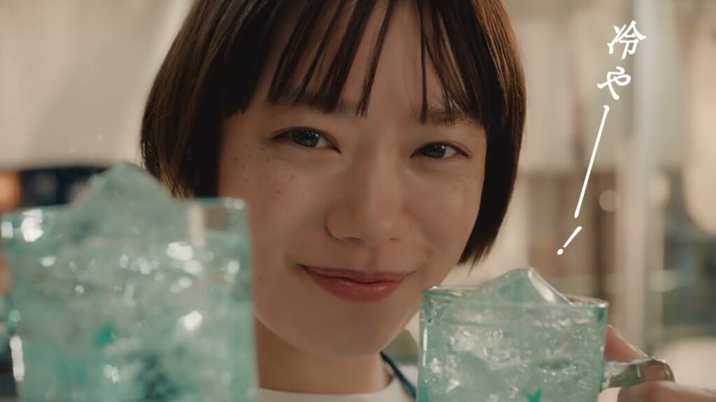 サントリージン翠（SUI）『夏は冷やし翠』篇 30秒