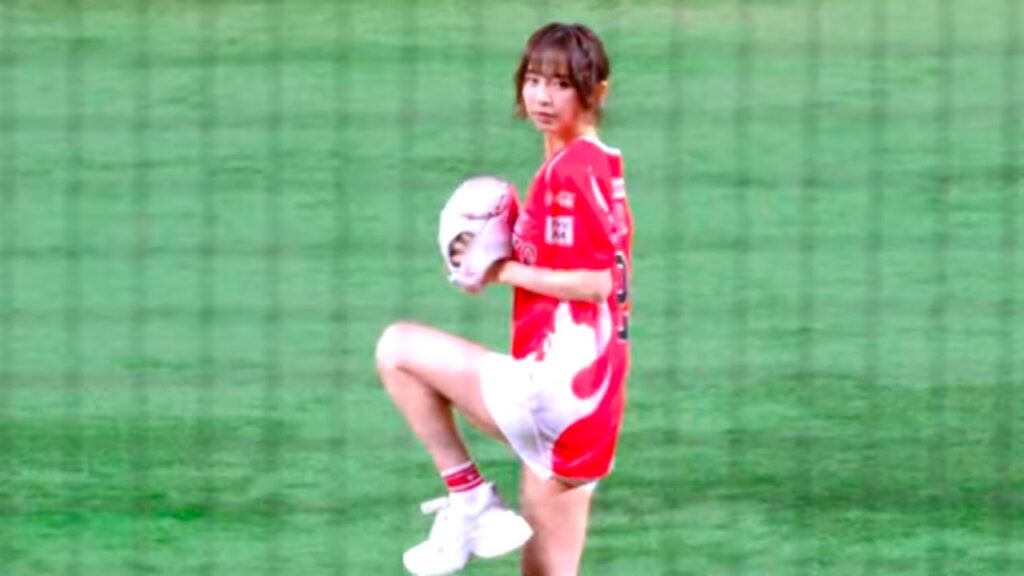 #篠田麻里子  元 #AKB48 ピッチング セレモニー #始球式　マリコ様 福岡ソフトバンクホークス PayPayドーム　鷹祭 Summer Boost #上からマリコ まりりん サマーブースト