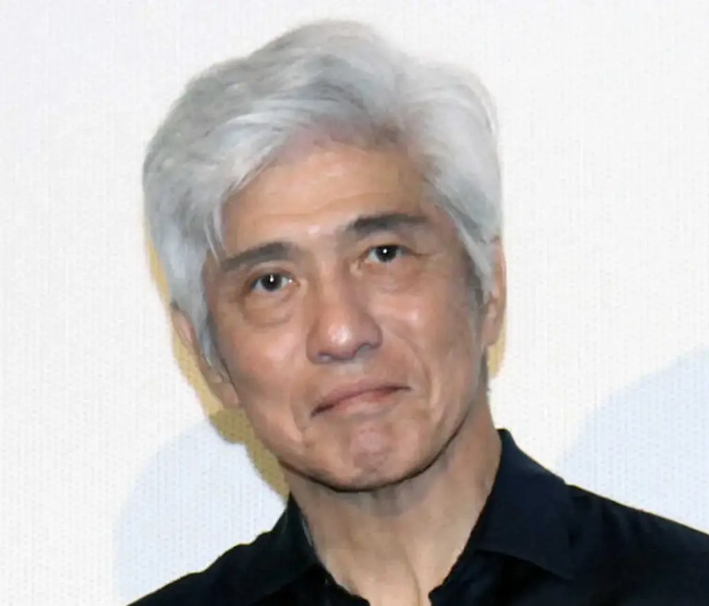 佐藤浩市「ともかくお元気な方」レジェンド級大女優と夫婦役　実年齢で16歳差も「何ら違和感がない」 - スポニチ Sponichi Annex 芸能
