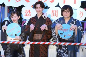 イベントに登場した（左から）畑芽育、Snow Manの渡辺翔太、松原タニシ【写真：ENCOUNT編集部】