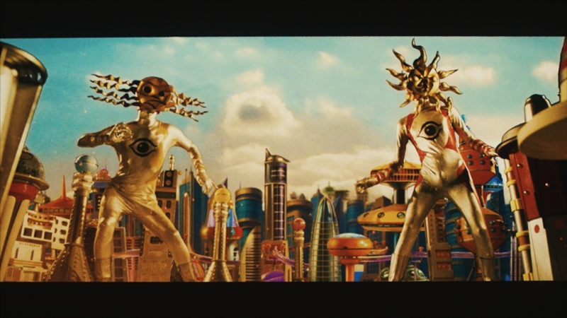 「映画史上いちばんデタラメな作品を」昭和100年の世界で“岡本太郎×特撮”描く『タローマン』制作秘話 | 映画 | BANGER!!!(バンガー) 映画愛、爆発!!! 「映画史上いちばんデタラメな作品を」昭和100年の世界で“岡本太郎×特撮”描く『タローマン』制作秘話