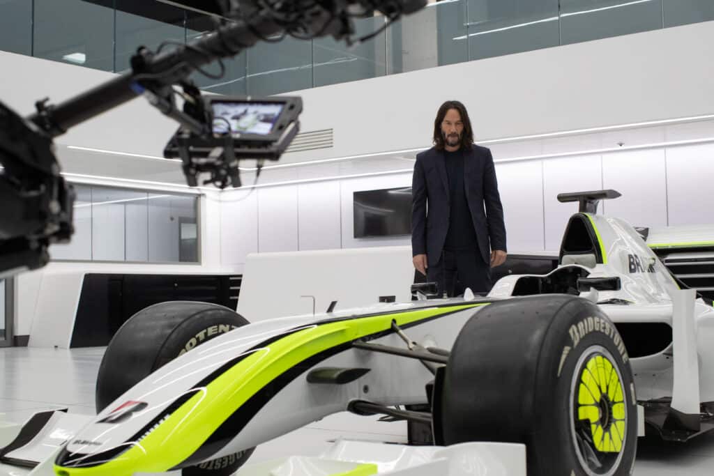 キアヌ・リーブスは経験豊富なモータースポーツ愛好家であり、ドキュメンタリー「Brawn: The Impossible Formula 1 Story（原題）」（2023年）のプロデューサーも務めた 写真： DISNEY+