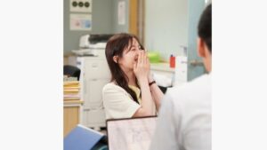 【向日葵が咲いたような笑顔】生田絵梨花の“笑顔3連発”にファン歓喜！「かわいすぎぃぃぃ」「癒される」の声『明日はもっと、いい日になる』 - めざましmedia