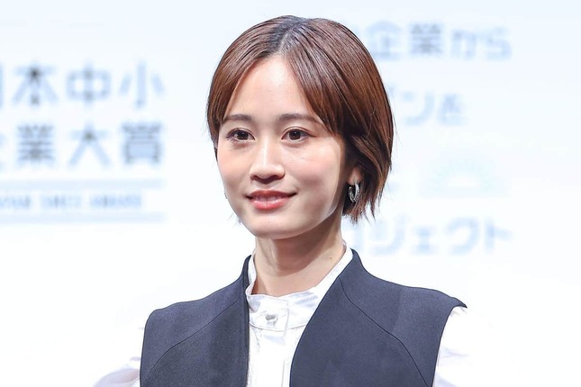 前田敦子さん。日本中小企業大賞2023授賞式での姿（写真：Pasya/アフロ）