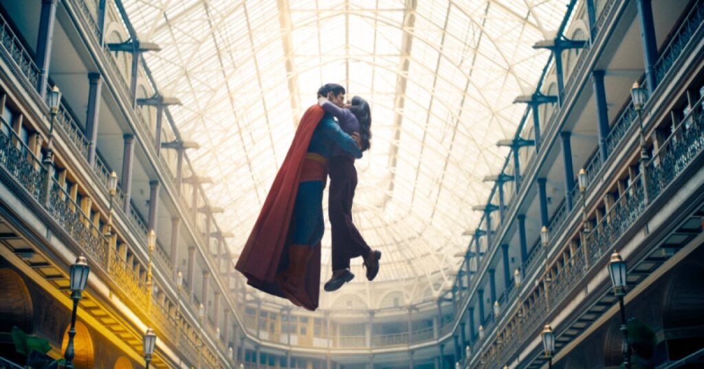 映画「スーパーマン」、予想上回る滑り出し オープニング興収１９０億円に迫るか - CNN