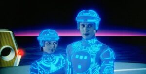 『ターミネーター2』、『ジュラシック・パーク』にもつながるCGの革新性！時代を先取りした『トロン』はなにがすごかったのか？｜最新の映画ニュースならMOVIE WALKER PRESS