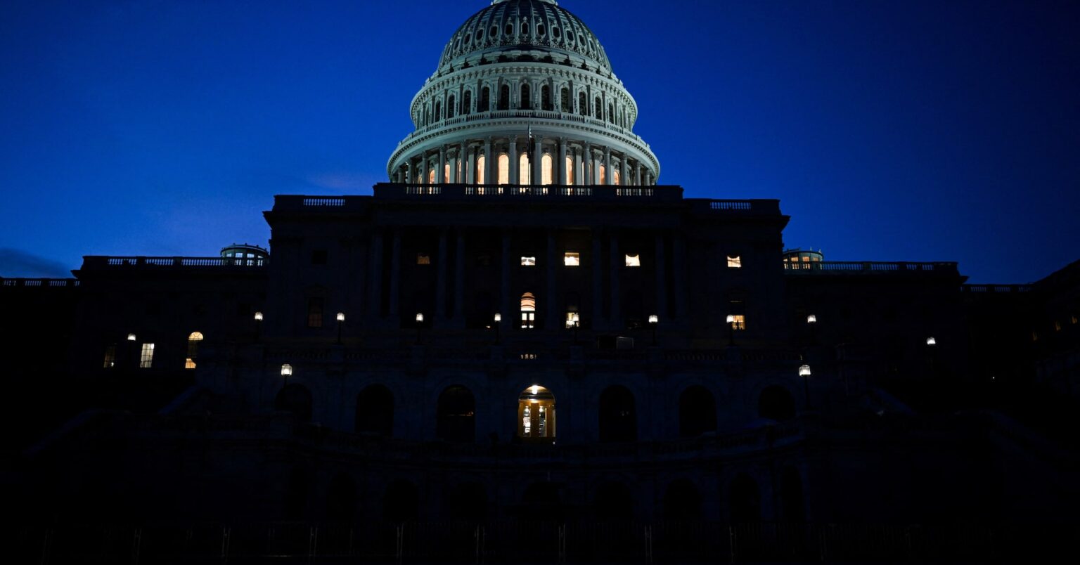 米公共放送機構、助成金廃止で閉鎖へ　地方メディアに打撃 | ロイター