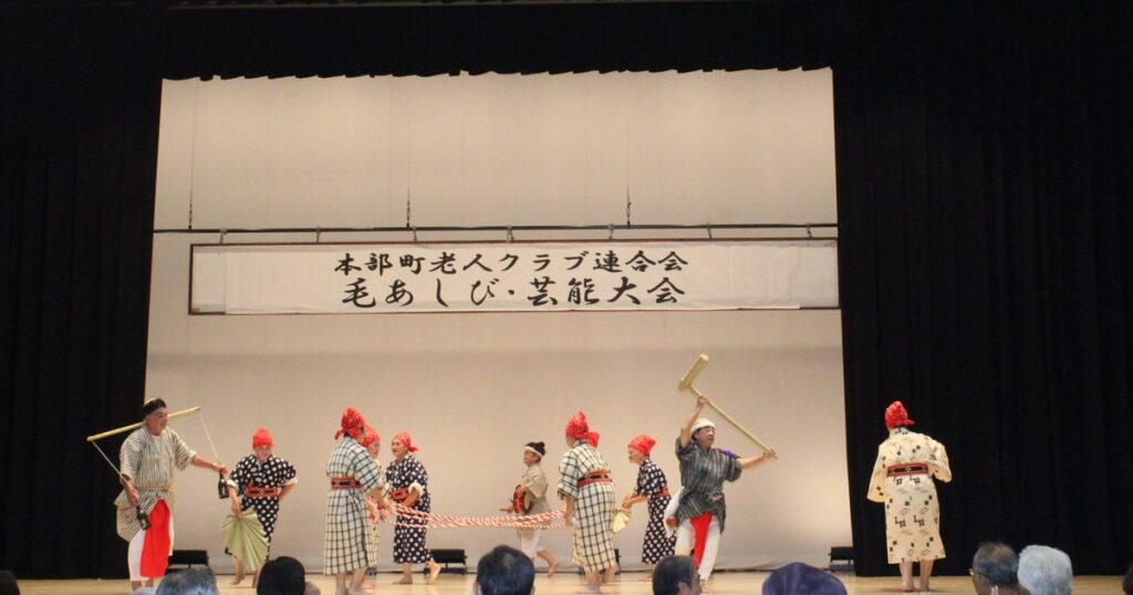 多彩な芸 元気に披露 本部町老人芸能大会 – 琉球新報デジタル 多彩な芸 元気に披露 本部町老人芸能大会 - 琉球新報デジタル