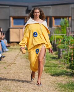 doublet 2026年春夏コレクションに、サステナブル素材「BANANA CLOTH」登場 | MNインターファッション株式会社のプレスリリース