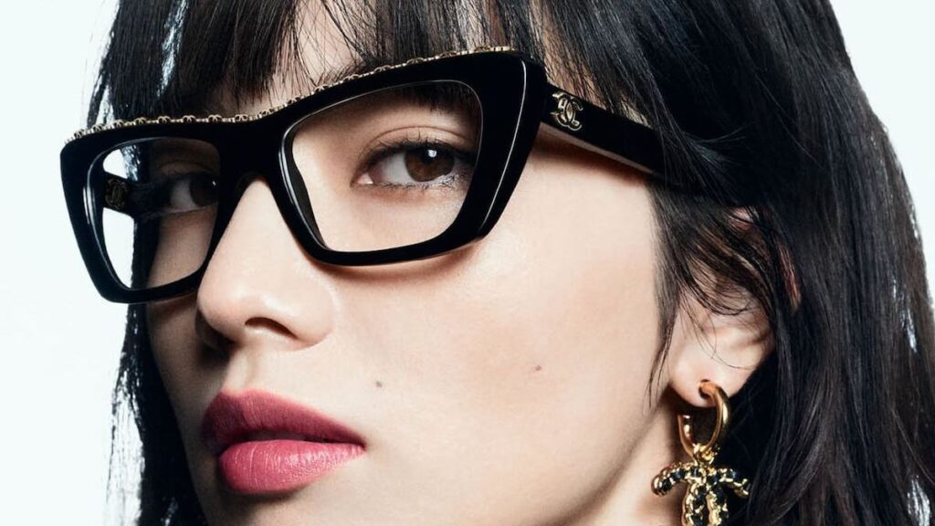 シャネルの最新アイウェア キャンペーンに小松菜奈やケンドリック・ラマーが登場！ | Vogue Japan