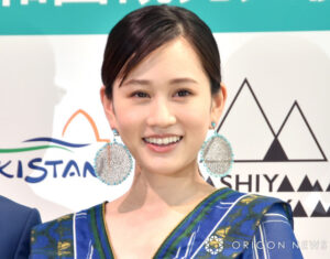 前田敦子、6歳長男と一緒に盟友・峯岸みなみが暮らす愛知へお出かけ「いい写真〜！」「あつみぃ幸せそう」「おちび君にとっても最高な夏休み良かったね」 | ORICON NEWS | 国内海外のニュース