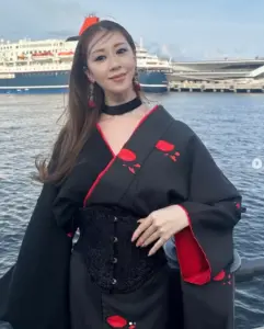 元宝塚女優　芸能界引退を報告「20代は芸能を全うし30代からは新しい目標に向かうと決めておりました」 - スポニチ Sponichi Annex 芸能