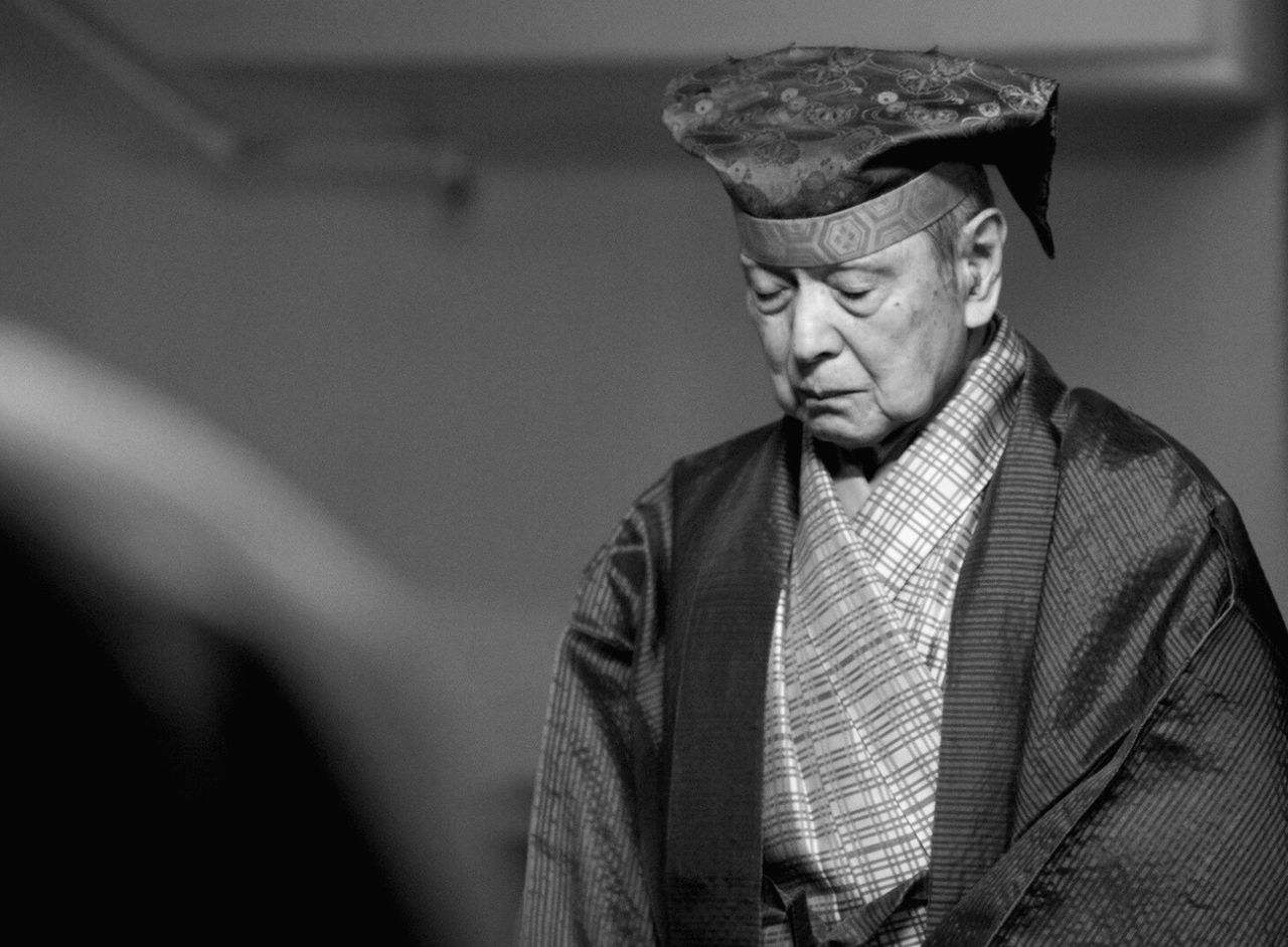 2025年6月22日で94歳になった狂⾔師・野村万作　© 2025 万作の会