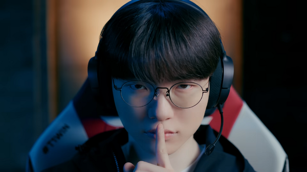 Fakerが「Stray Kids」の新曲MVにサプライズ出演！自身のシグネチャーポーズも披露 - FISTBUMP