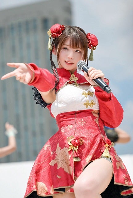 "年に1回だけ"のステージ！人気グラドル・えなこが『TIF』でアイドルの姿を披露！チャイナドレス風衣装に反響 | 話題の投稿 | スポーツブル (スポブル)