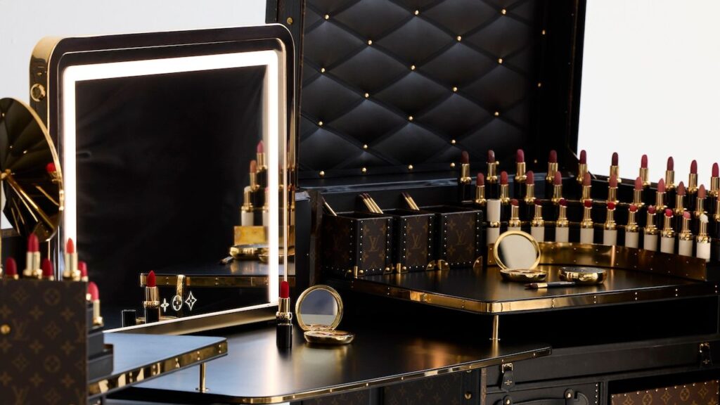 ルイ・ヴィトン初のビューティー・コレクション「ラ・ボーテ ルイ・ヴィトン」、8月25日(月)より発売 | Vogue Japan ルイ・ヴィトン初のビューティー・コレクション「ラ・ボーテ ルイ・ヴィトン」、8月25日(月)より発売 | Vogue Japan