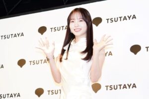 本田真凛、発売前重版決定の話題の初写真集 腹筋１日３００回のボディメイクで「１万点」の出来栄え - デイリースポーツ