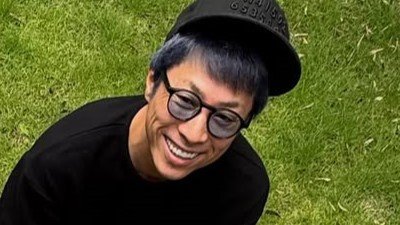 田村淳 広々とした自宅庭の巨大なビニールプールで娘2人と夏を満喫！「パパが1番楽しそう」「広くてうらやましい」と反響 | めざましmedia | “好き”でつながる