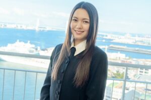 二階堂ふみ 手書き文字で「4649!」 カズレーザーとの結婚発表に「最高！」「本当にびっくりしました！」 | めざましmedia