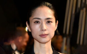 《8年ぶり映画出演》キムタク担当の4歳年上スタイリストと事実婚状態に…深津絵里（52）はなぜ“消えていた”のか？ - ｄメニューニュース
