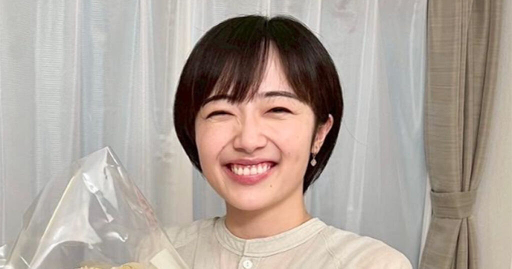 元銀座ホステス占い師が語る「8月12日の開運最強有名人」2位は森田望智、1位は？ | 女性自身