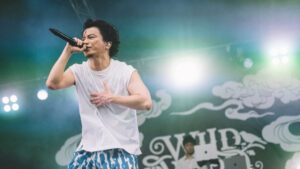 【速レポ】＜中津川 WILD WOOD 2025＞KREVA、音楽を楽しむ達人たちとの一体感「いいやつばっかだな」 | BARKS