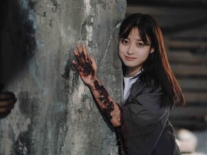 『カラダ探し THE LAST NIGHT』ホラーの裏で弾ける笑顔！橋本環奈×木村佳乃が死者の世界で激突する撮影現場に潜入｜最新の映画ニュースならMOVIE WALKER PRESS