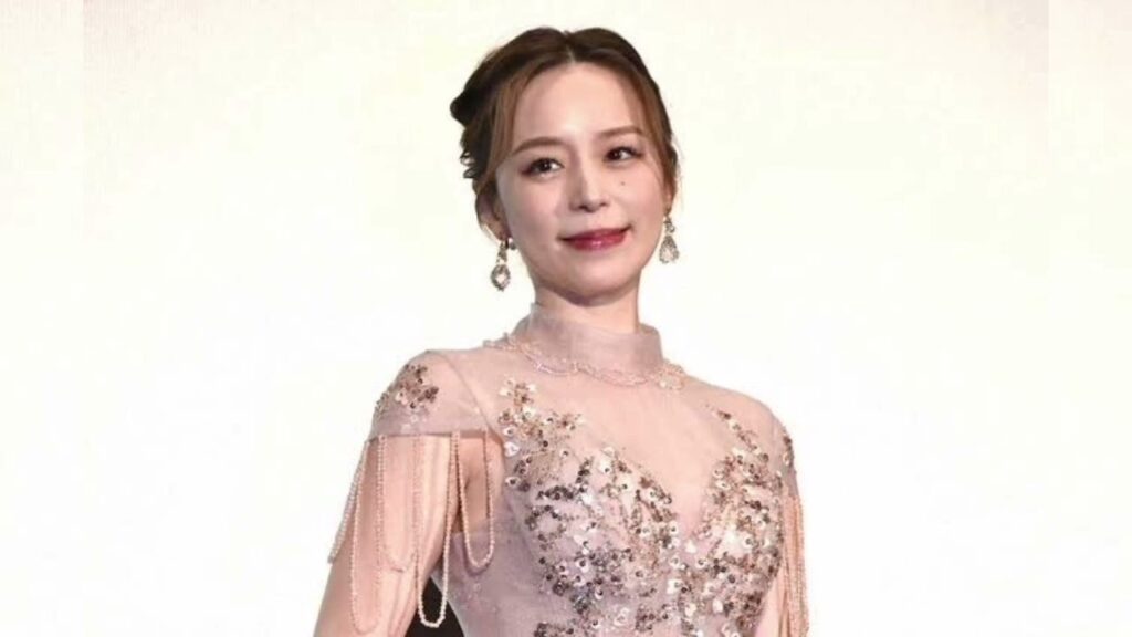 平野綾 離婚を発表 俳優・谷口賢志と交際0日婚 互いにSNSで報告 結婚3カ月後から別居状態 平野綾 離婚を発表 俳優・谷口賢志と交際0日婚 互いにSNSで報告 結婚3カ月後から別居状態