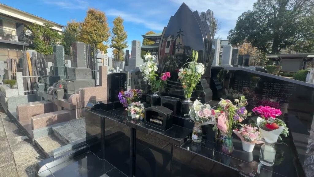 「西城秀樹さんのお墓参りに行ってきました。」掛川市 戒名彫 石音石材店 国産墓石専門店