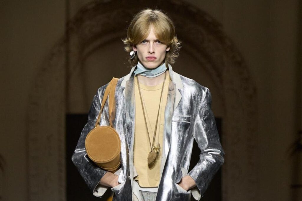 コーチ 2026年春コレクション - NYに感じるポジティブなムード - ファッションプレス