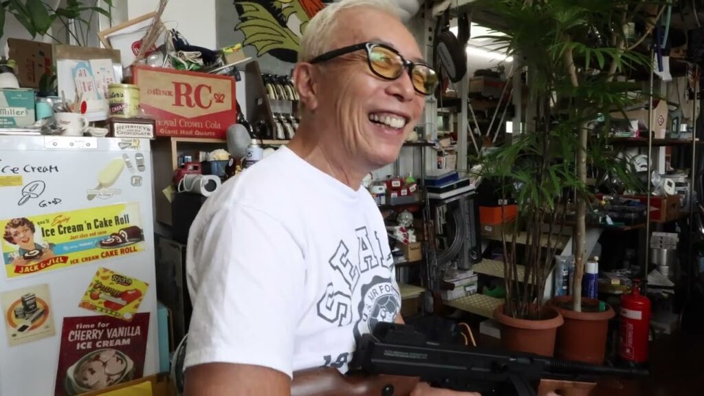 所さんにトンプソンをプレゼント🎁 所さんにトンプソンをプレゼント🎁