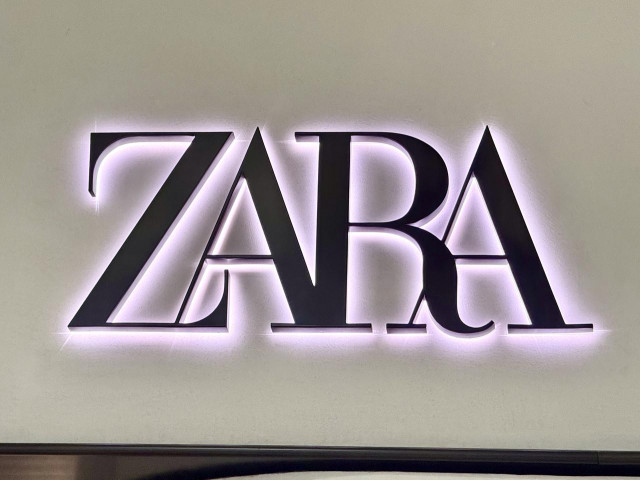 【ZARAのレザー】がかなりオシャレ！ 大人の洗練見え♡「バッグ & シューズ」