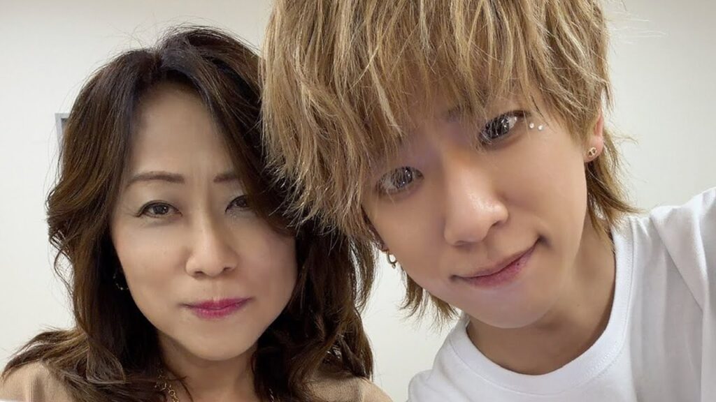 【CHOIYAMA限定】“変身”ツアー中盤、小山慶一郎──芸能人になりたいww