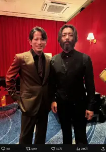岡田准一が投稿　「くまさんみつけた」人気俳優の近影に騒然　「濃い！！！」「誰かと」「合成みたい」 - スポニチ Sponichi Annex 芸能