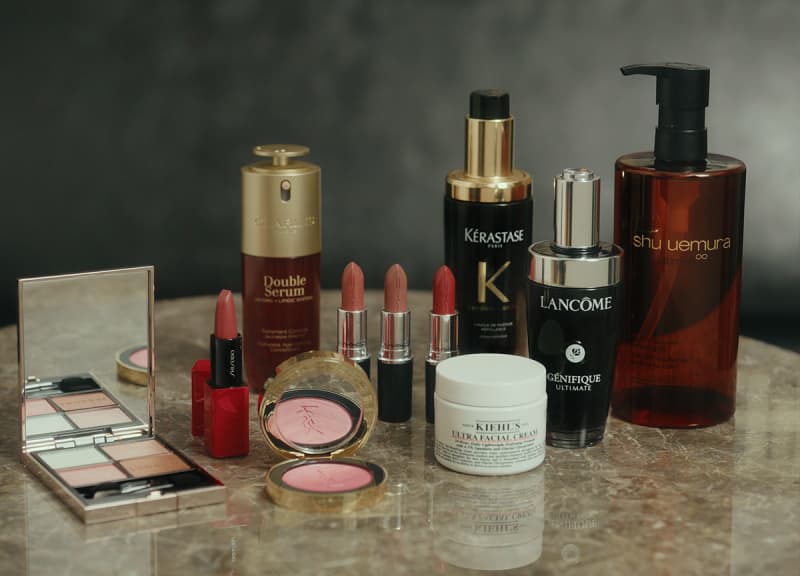 楽天市場「LUXURY BEAUTY」ですぐ買える！【長井かおり】が激推しのデパコス６選