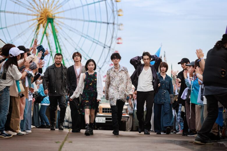 Netflixシリーズ『グラスハート』独占配信中