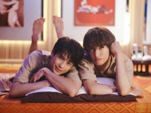 森崎ウィンとSnow Man 向井康二の 映画『（LOVE SONG）』二人のオフショット解禁！