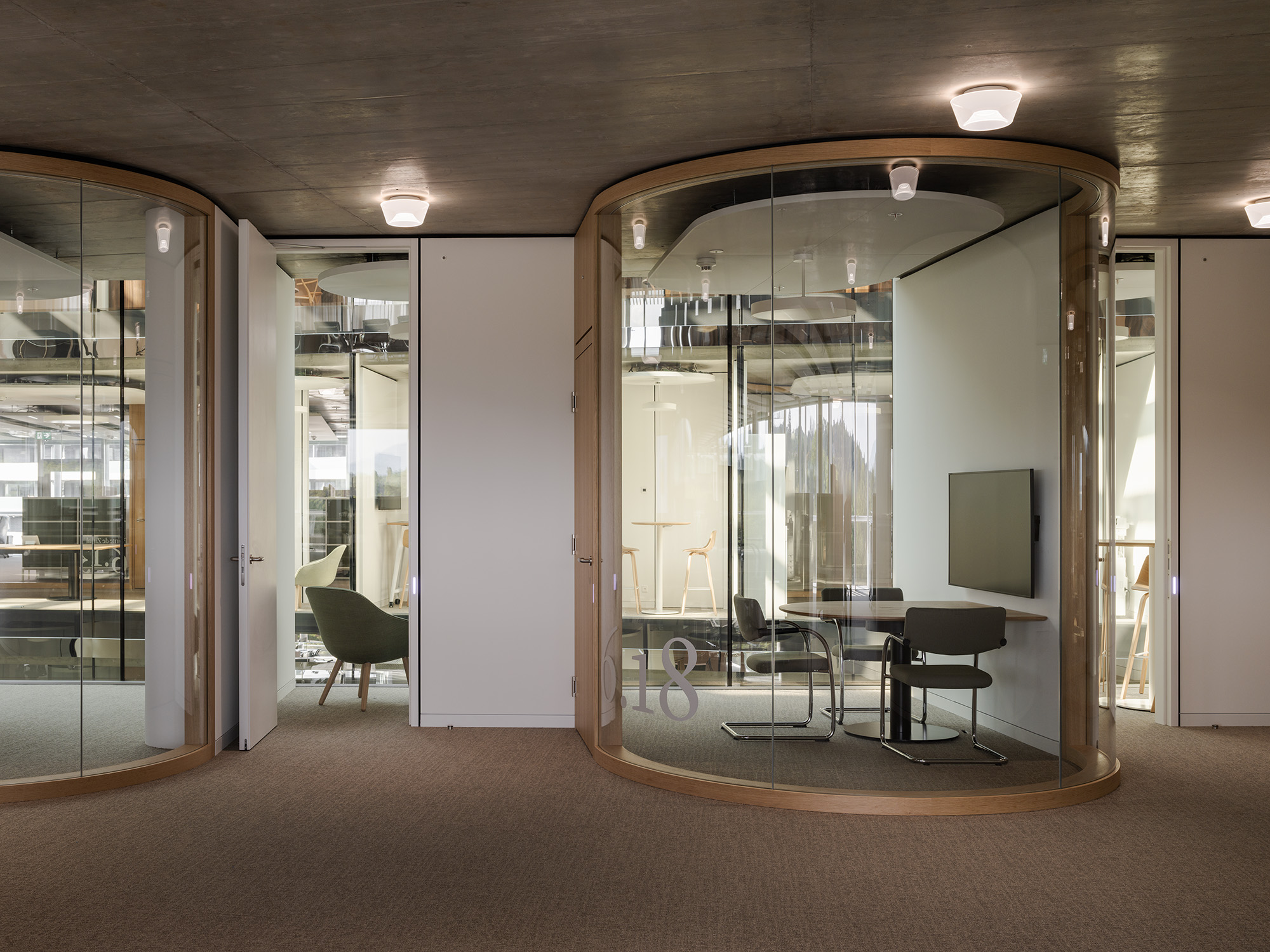 〈ロンバー・オディエ新本社（Lombard Odier New Headquarters）〉ヘルツォーク＆ド・ムーロン（Herzog & de Meuron）