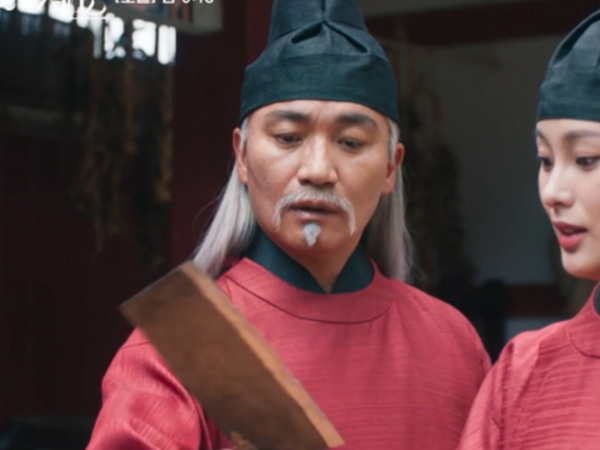 「ひどかった」Netflix人気作『暴君のシェフ』出演俳優の発音を中国の声優が嘲笑→波紋を呼ぶ | cinemacafe.net