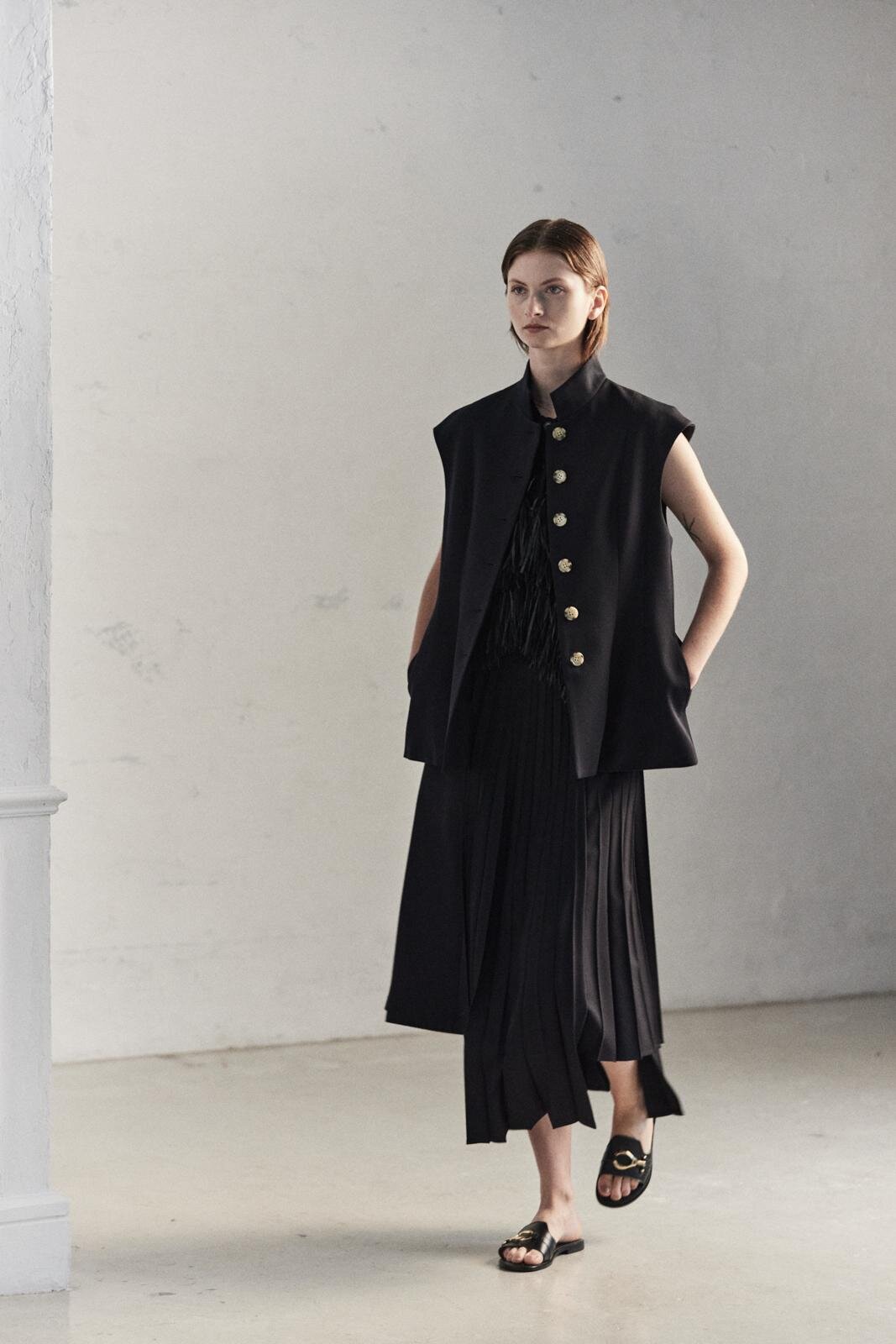 エズミ 2026年春夏コレクション - ‟彫刻を纏う”衣服｜写真9