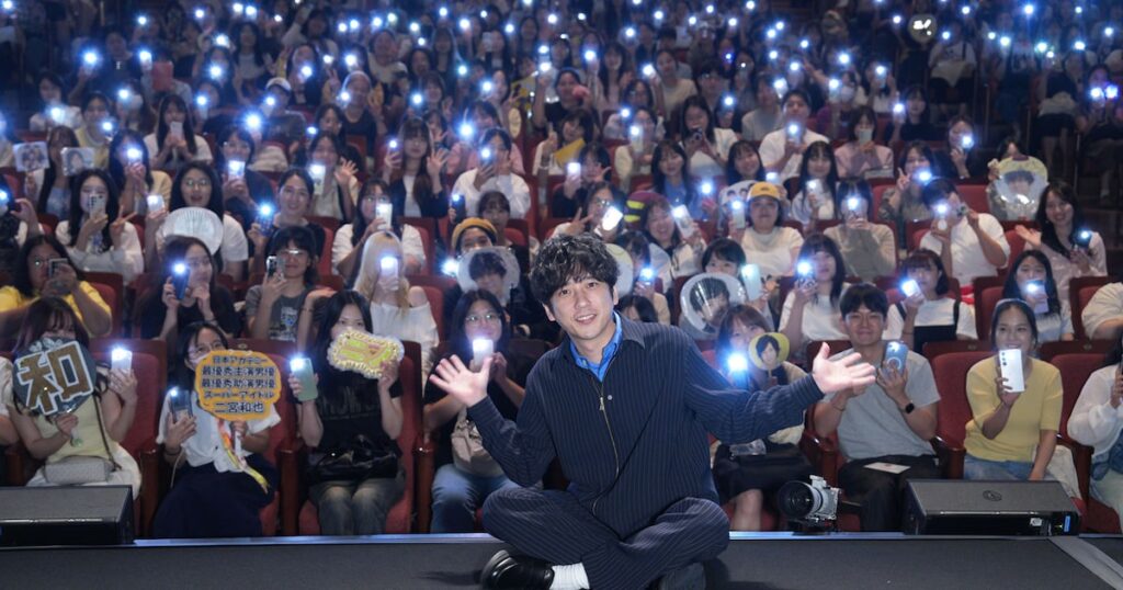 二宮和也、釜山映画祭で演技論を徹底トーク 次なる夢は「韓国語で芝居を」 - ナタリー