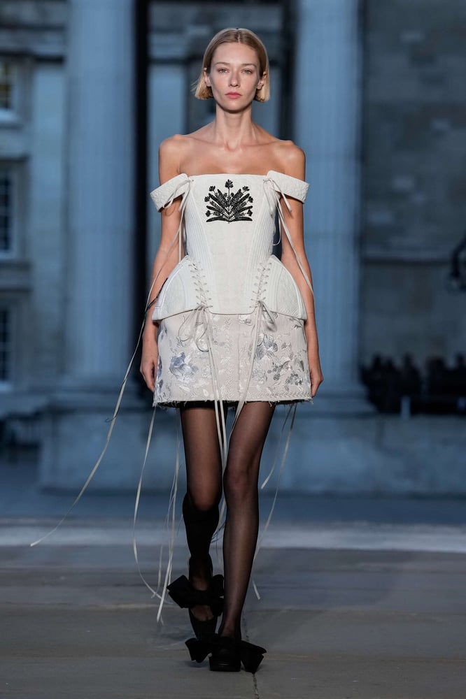 Erdem - 2026年春夏 - ウィメンズ - 英国 - ロンドン